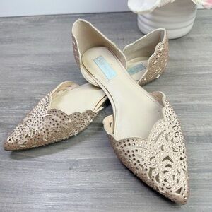 Betsey Johnson’s Lucy Rhinestone Flats Womens size 9